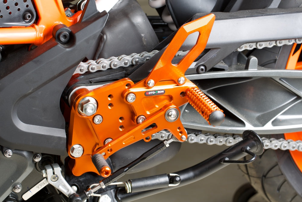 MOTO-TRON Rearsets for KTM Duke 390 (2018-2023)