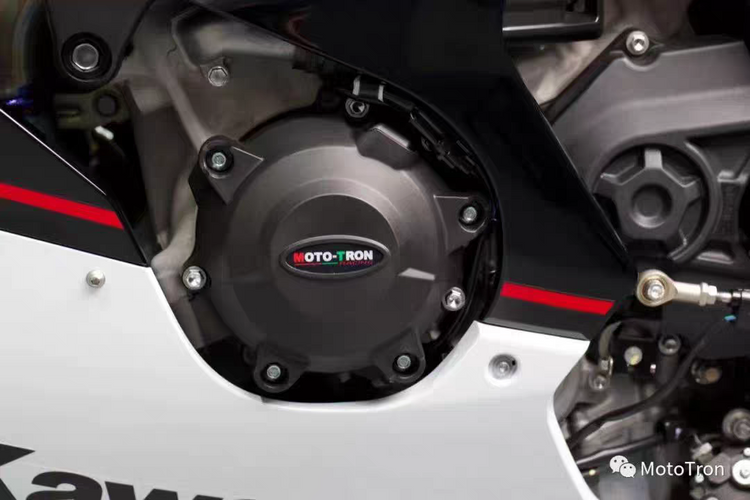 MOTO-TRON Engine Cover for KAWASAKI ZX-10R/RR (2011+)