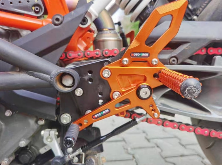 MOTO-TRON Rearsets for KTM Duke 390 (2018-2023)