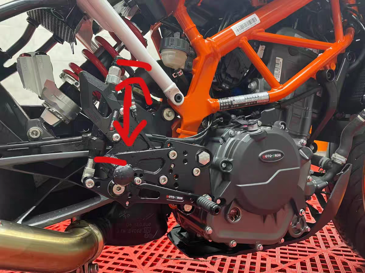 MOTO-TRON Rearsets for KTM Duke 390 (2018-2023)