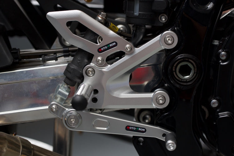 MOTO-TRON Rearsets for KAWASAKI Z900RS (2018+)