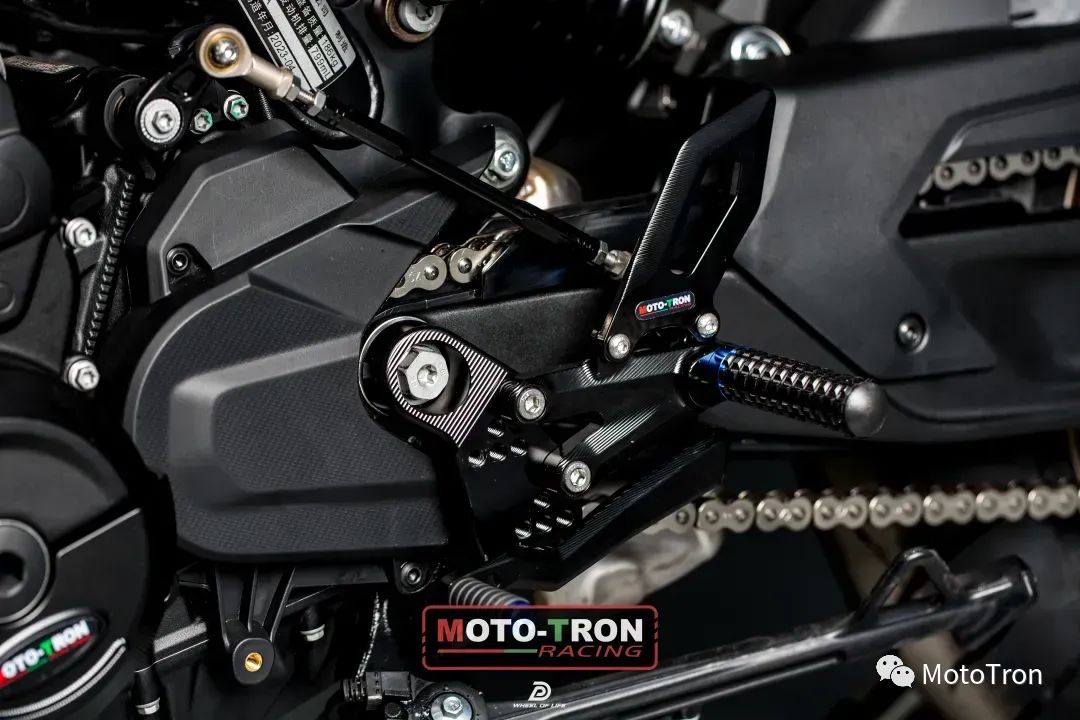 MOTO-TRON Rearsets for CFMOTO 800 NK (2022+)