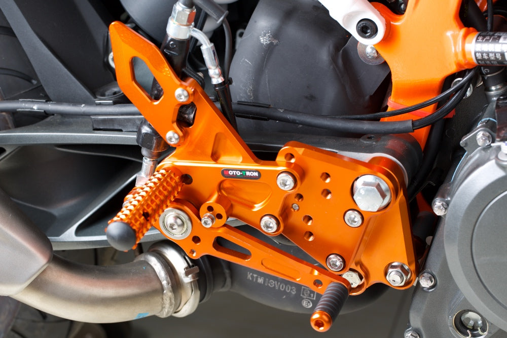 MOTO-TRON Rearsets for KTM Duke 390 (2018-2023)