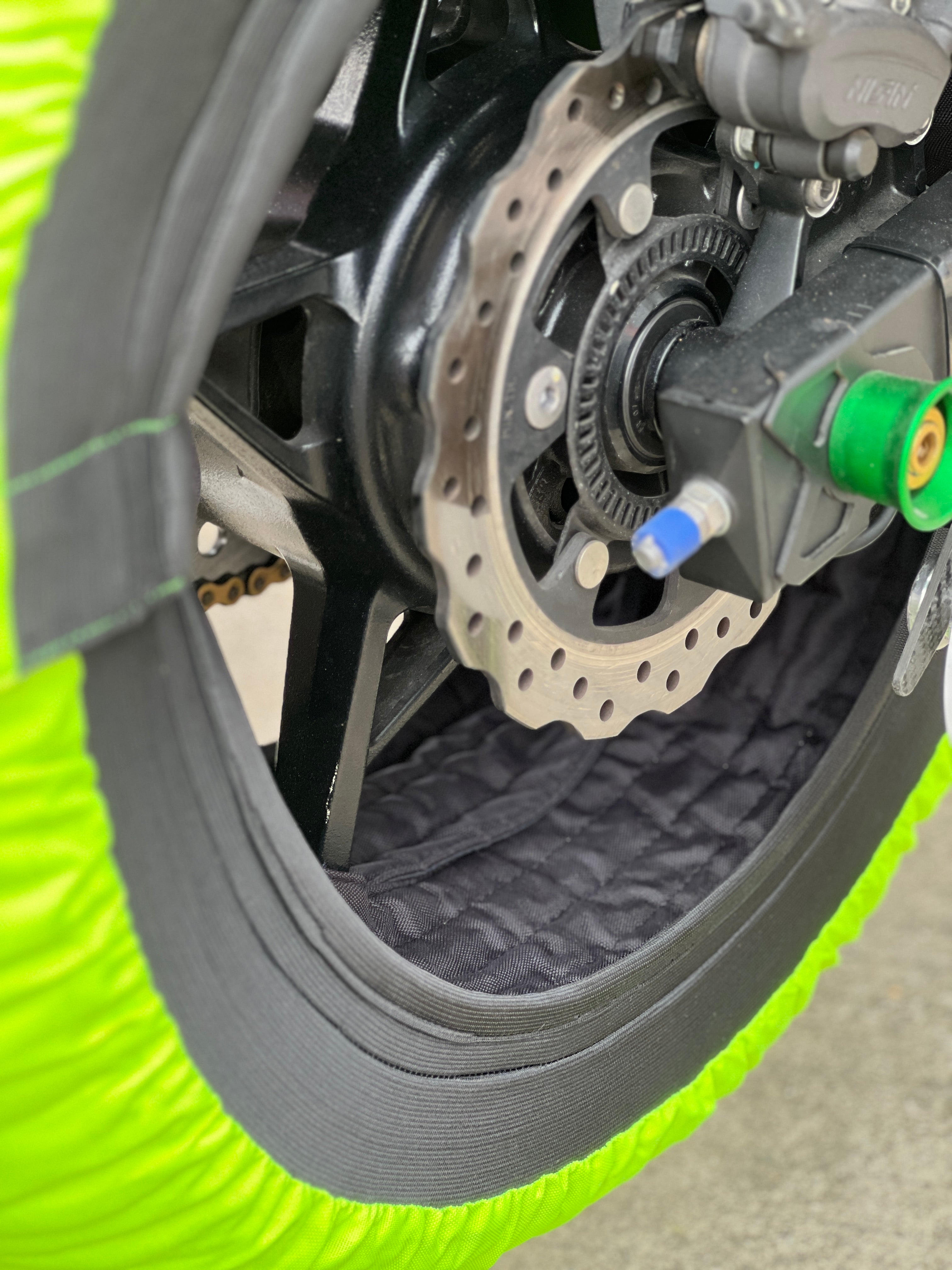 MOTO-TRON Pro-Extreme Full Coverage & Automatic Temperature Control Tire Warmers