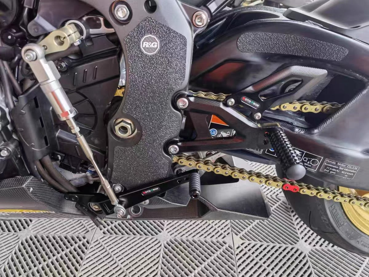 MOTO-TRON Rearsets for HONDA CBR1000RR-R (2024+)