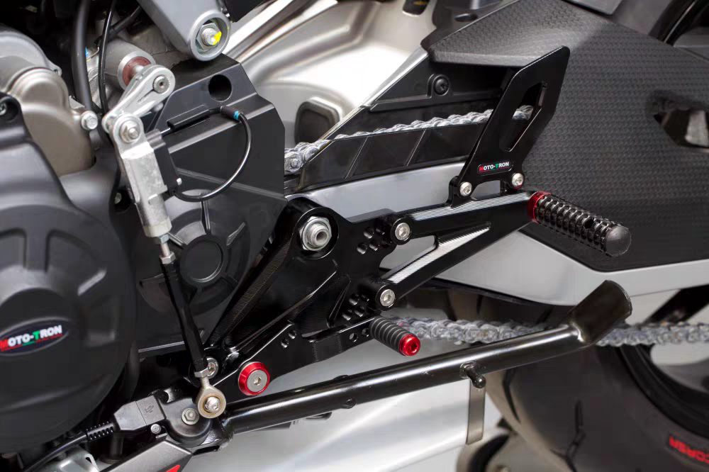 MOTO-TRON Rearsets for Aprilia RS660 (2021+)